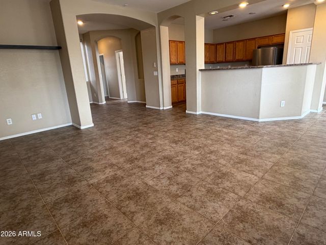 1541 W SAINT KATERI Drive, Phoenix, AZ 85041