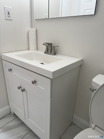 50 Greenhouse Road 33D, Bridgeport, CT 06606