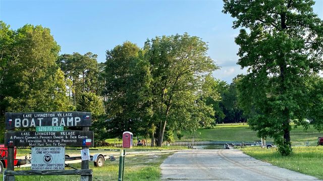 195 Lakecrest, Livingston, TX 77351