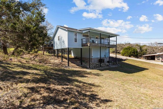 726 Barbara, Canyon Lake, TX 78133