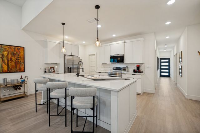 2643 Exline Street, Dallas, TX 75215