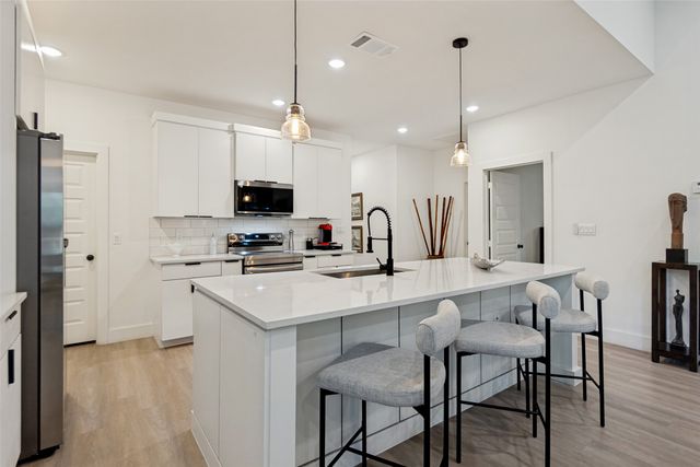 2643 Exline Street, Dallas, TX 75215