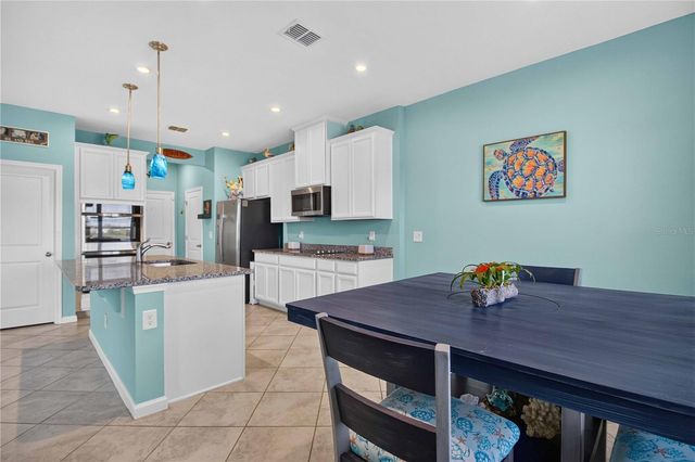 8715 SUNSHOWER PLACE, Parrish, FL 34219
