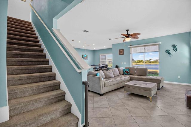 8715 SUNSHOWER PLACE, Parrish, FL 34219
