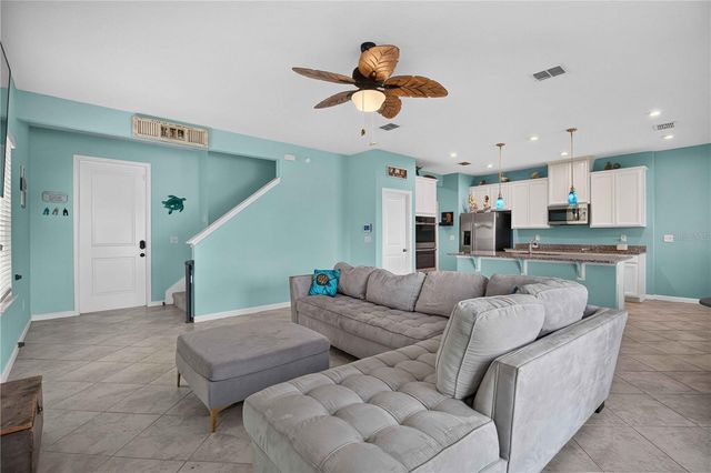 8715 SUNSHOWER PLACE, Parrish, FL 34219