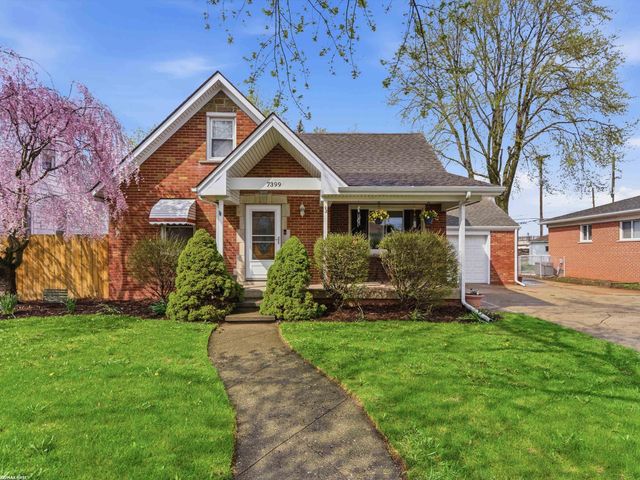 7399 Mckinley Avenue, Center Line, MI 48015