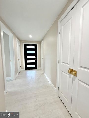 101 RAMBLE RD, Cherry Hill, NJ 08034
