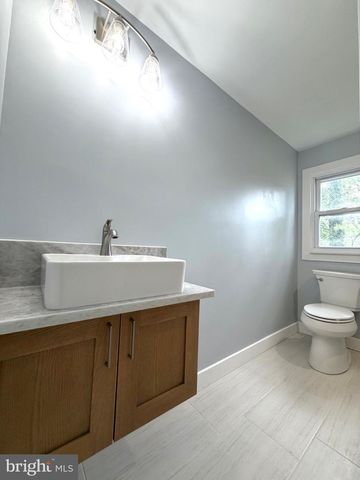 101 RAMBLE RD, Cherry Hill, NJ 08034
