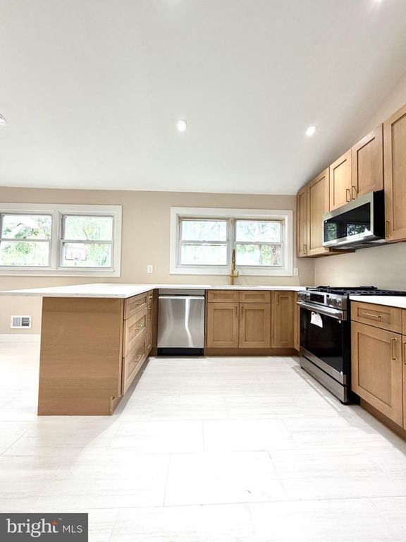 101 RAMBLE RD, Cherry Hill, NJ 08034 — photo 4