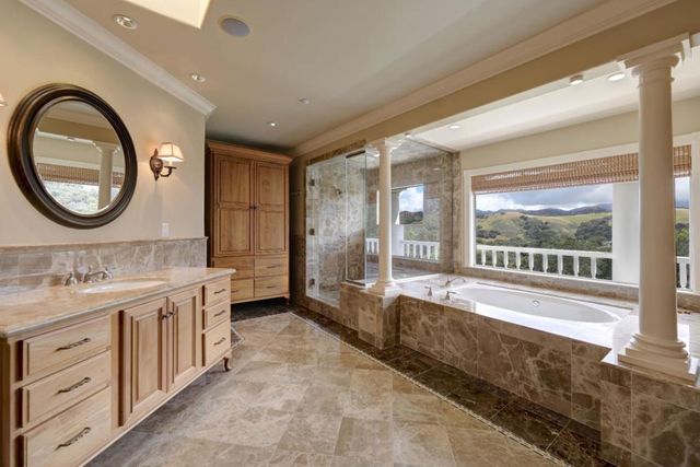 75 Robley Road, Salinas, CA 93908