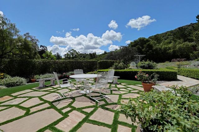 75 Robley Road, Salinas, CA 93908