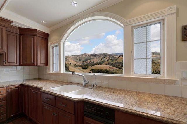 75 Robley Road, Salinas, CA 93908