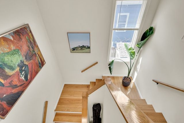 17 Bolton St 17, Somerville, MA 02143