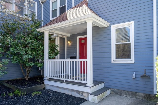 17 Bolton St 17, Somerville, MA 02143