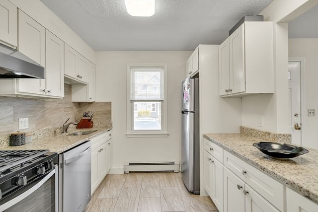 17 Bolton St 17, Somerville, MA 02143