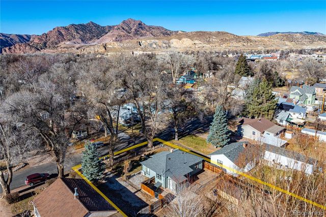 830 S 6th Street, Canon City, CO 81212