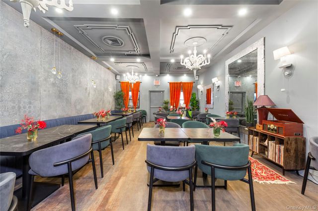 4304 34th Avenue, Astoria, NY 11101