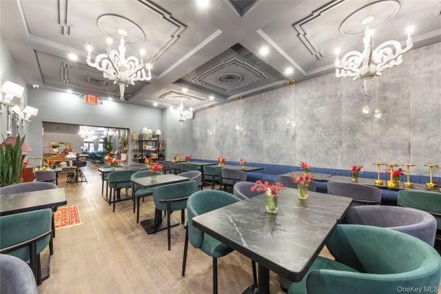 4304 34th Avenue, Astoria, NY 11101