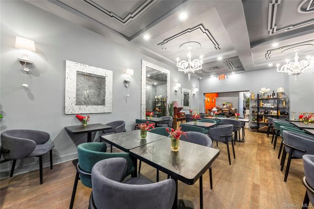 4304 34th Avenue, Astoria, NY 11101