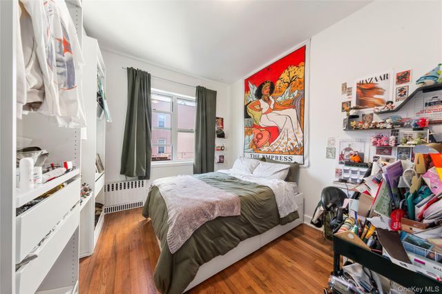 4304 34th Avenue, Astoria, NY 11101