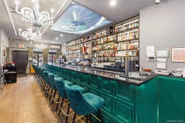 4304 34th Avenue, Astoria, NY 11101