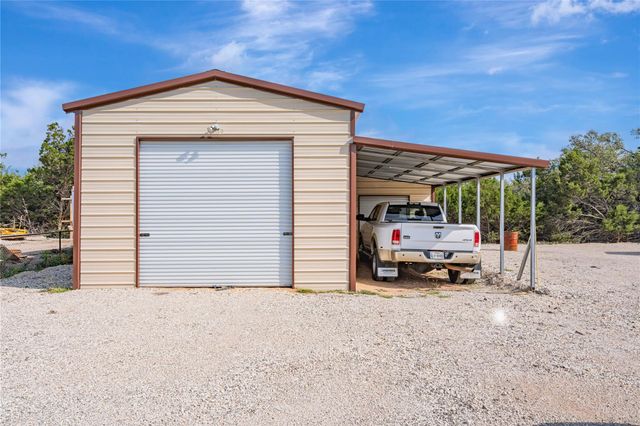 200 County Road 180, Leander, TX 78641