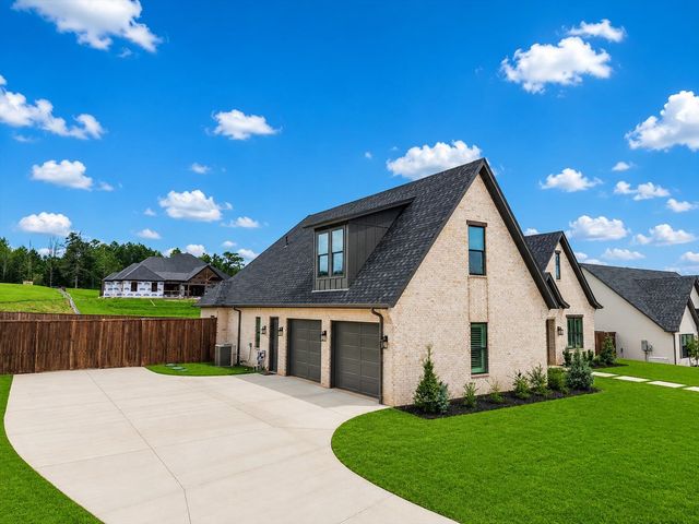 205 Shortleaf Lane, Longview, TX 75605