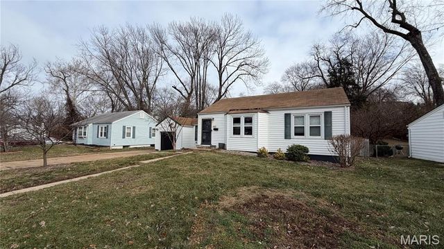 400 Corona Court, Webster Groves, MO 63119