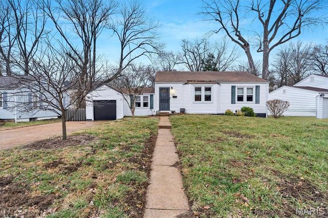 400 Corona Court, Webster Groves, MO 63119