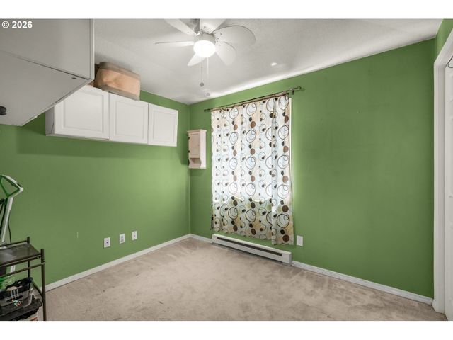 1810 Se TORBANK Rd, Milwaukie, OR 97222