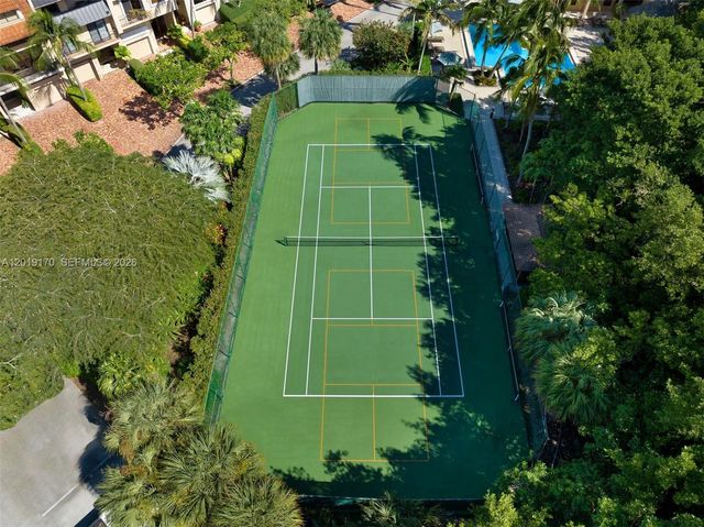 6206 Paradise Point Drive, Palmetto Bay, FL 33157
