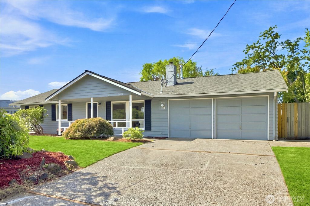 16631 116th Place SE, Renton, WA 98058