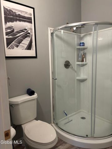 813 2nd Avenue, Troy, NY 12182