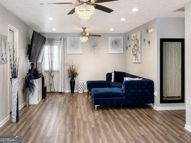 500 Cleveland Avenue, West Point, GA 31833