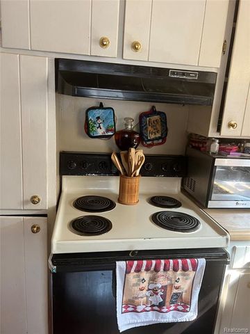 3420 Mackinaw Street, Saginaw, MI 48602