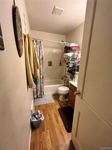 3420 Mackinaw Street, Saginaw, MI 48602