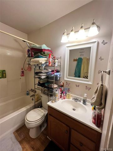 3420 Mackinaw Street, Saginaw, MI 48602