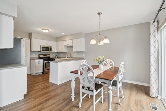 533 Mallard Lane C, Sugar Grove, IL 60554