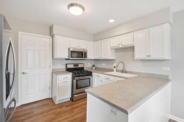 533 Mallard Lane C, Sugar Grove, IL 60554