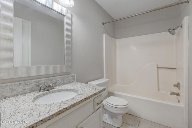 130 E Pamela Drive, Lafayette, LA 70506