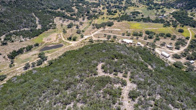2242 Patterson Creek, Leakey, TX 78873