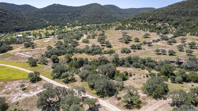 2242 Patterson Creek, Leakey, TX 78873