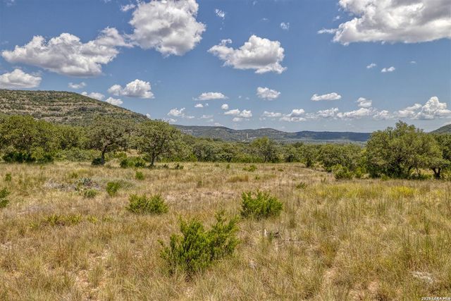 2242 Patterson Creek, Leakey, TX 78873