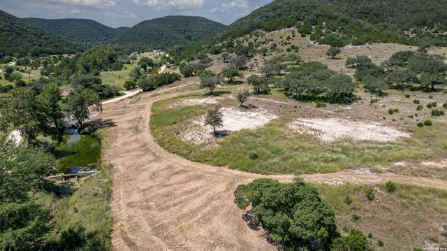 2242 Patterson Creek, Leakey, TX 78873