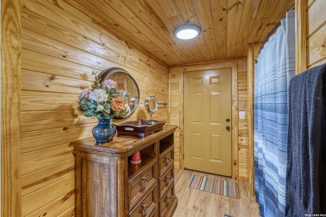 2242 Patterson Creek, Leakey, TX 78873