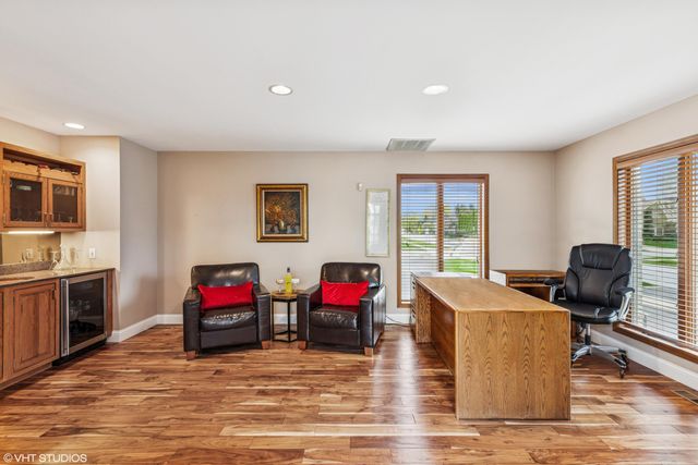 1427 Brandywine Drive, Munster, IN 46321