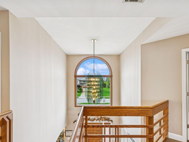 1427 Brandywine Drive, Munster, IN 46321