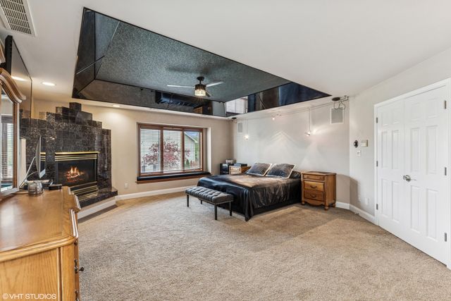 1427 Brandywine Drive, Munster, IN 46321