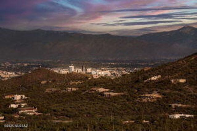 5171 W Monte Carlo Drive, Tucson, AZ 85745