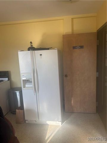 36 Flohr Avenue, West Seneca, NY 14224